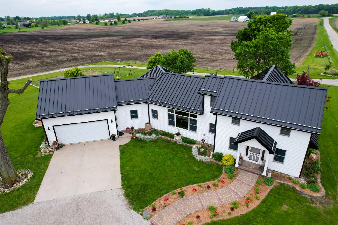 Manufacturer-certified roof installation in Brookshire